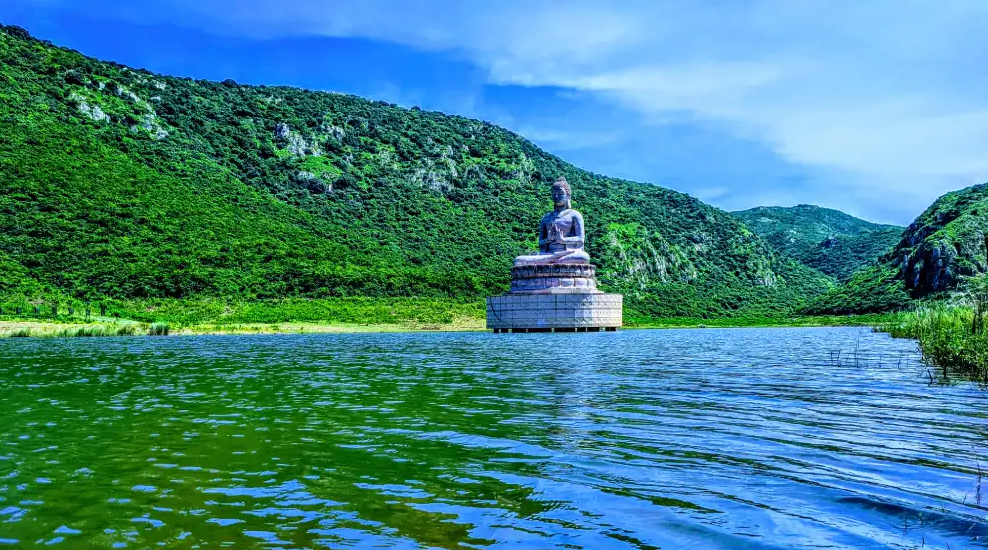Ghora Katora lake, Nalanda, Bihar - Vushii.com Ghora Katora lake, Nalanda, Bihar - Vushii.com